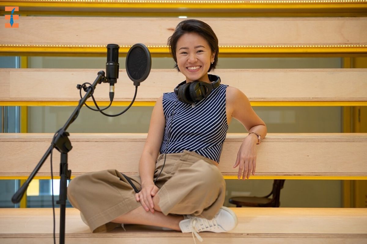 Top 10 Fitness Podcasts Singaporeans Love to Listen to While Commuting