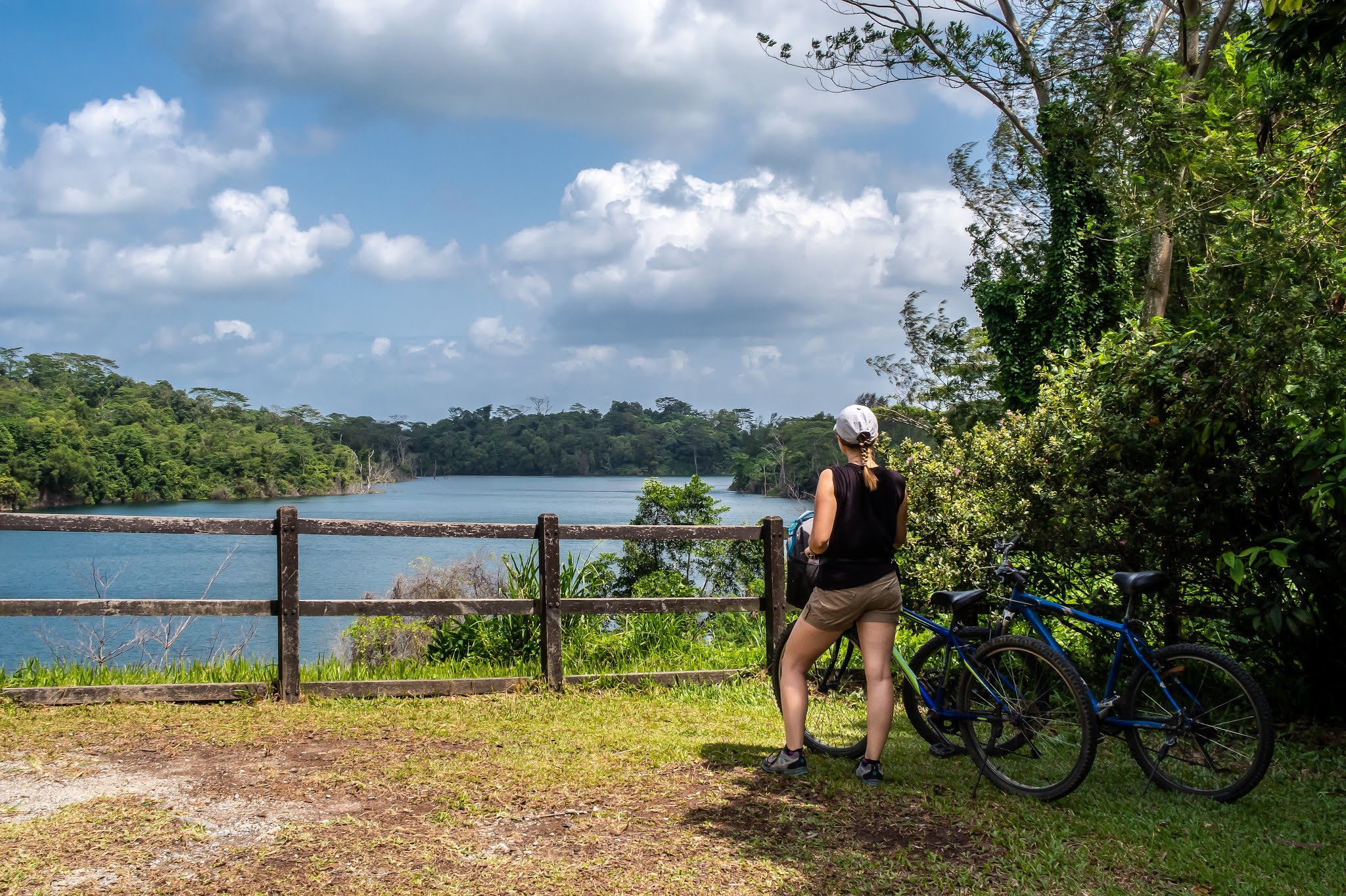 How to Stay Fit in Singapore Without a Gym Membership: 7 Easy Ways to Get Active