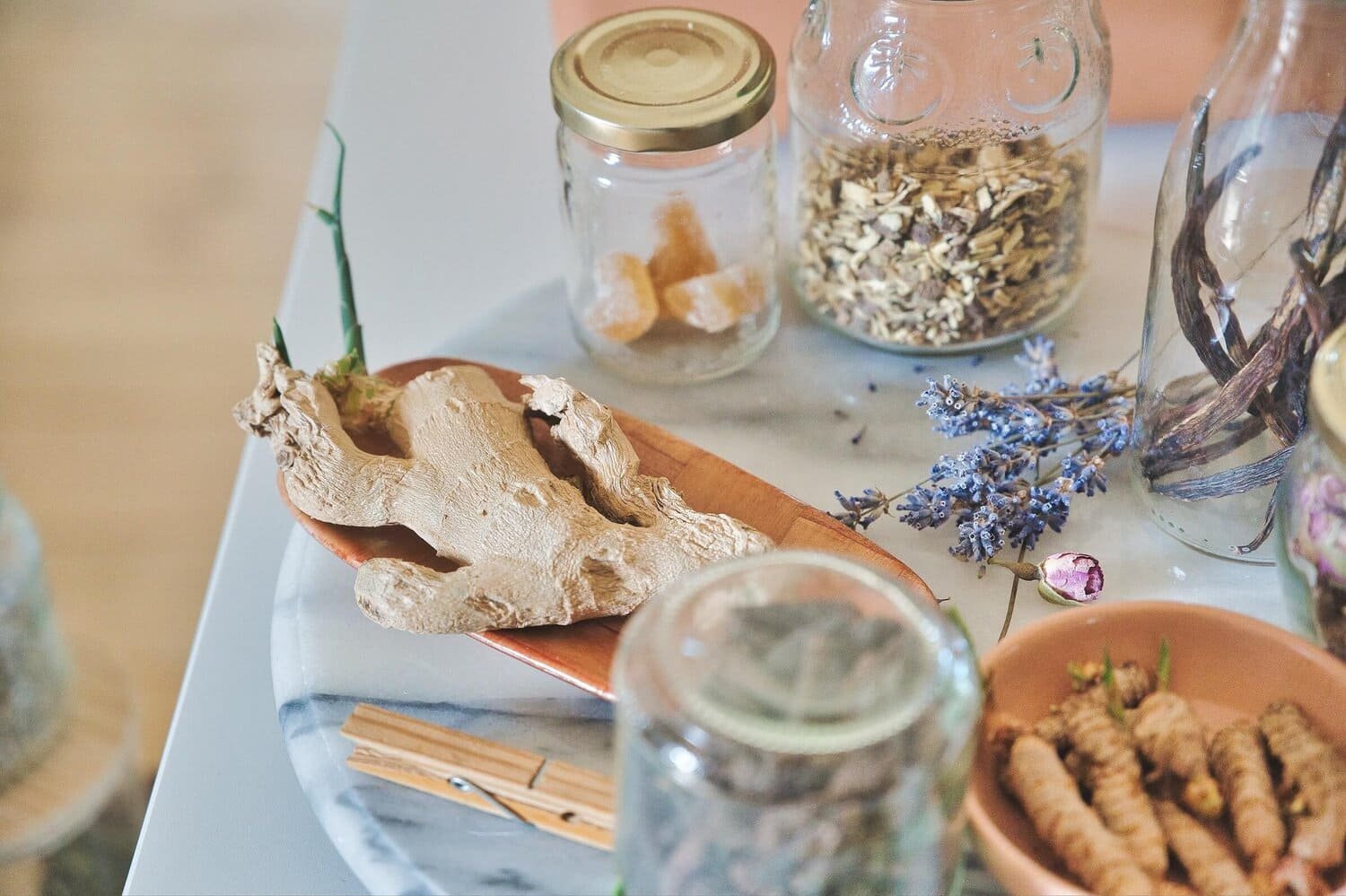 Discover the amazing nutritional benefits of common spices in Singaporean cooking! Learn about the health properties of turmeric, ginger, chili, and more, adding flavor and wellness to your diet.